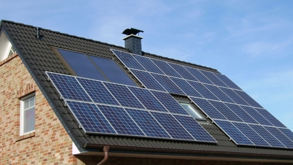 INSTALACIÓN SOLAR DE AUTOCONSUMO / Electricidad Macias Instalaciones Solares